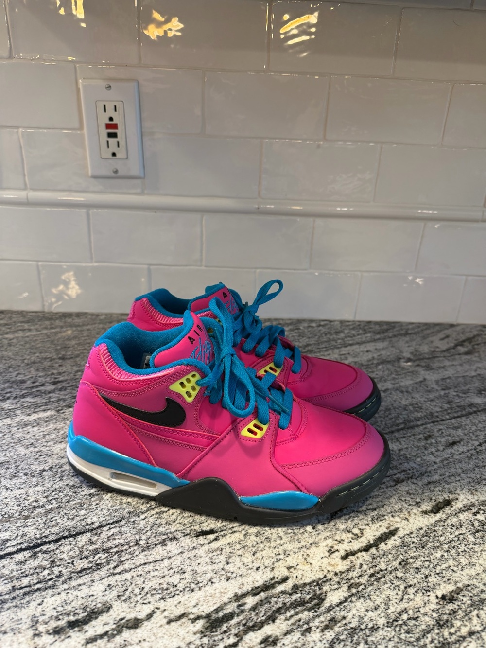 Youth Nike Air Flight 89 (GS) "FUSION PINK" 555629-600 Size 5.5/Women’s 7
